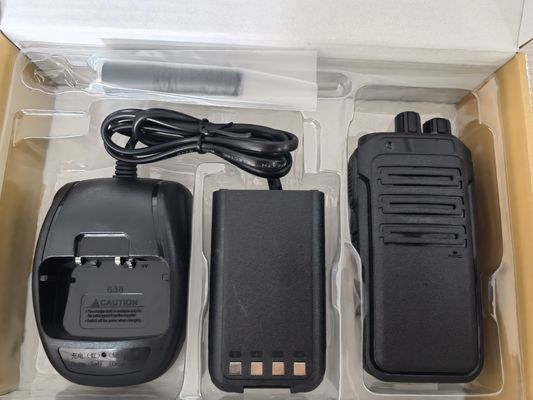 Ultra-long Standby Time Handheld Mini Radio Walkie Talkie Toy with 1W Power and 3km Range