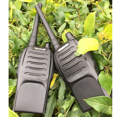 Professional Dustproof Walkie Talkie Portable and Long-Range with Talk Range of 5-10km