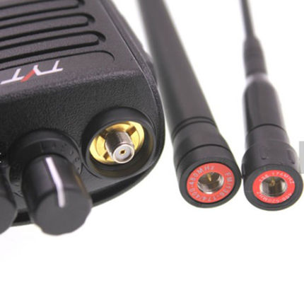 DMR Dual Band IP67 Waterproof GPS Optional 100000 Contacts 131mm*61mm*36mm Digital Radio
