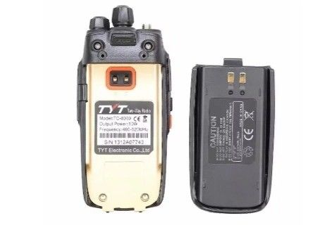 133*59*36mm Tyt Tc-8000 Walkie Talkie 10W 400-520MHz 16CH with Scrambler and Vox