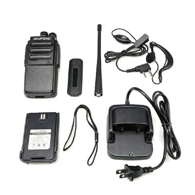 Handheld Programmable Battery Walkie Talkie Digital Models XIR P3688 DP1400 CP200D DEP450