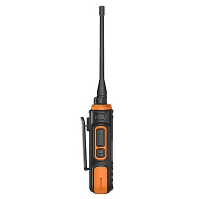 Dual Band Walkie Talkie Digital XIR P3688 DP1400 CP200D DEP450 with and Black Color