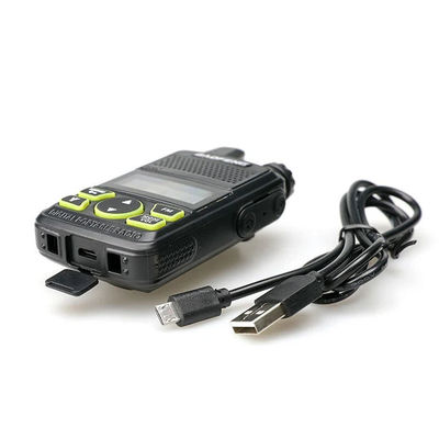 Mini Mobile Handheld Dual Band Walkie Talkie with 5W Output Power and VOX Function