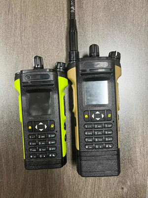 800kg Long Talk Range Portable Two Way Radio Walkie Talkie for Wireless Communication