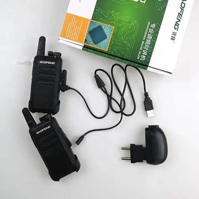 USB Charging Two Way Radio Walkie Talkie 115*60*33mm with Digital Models XIR P3688