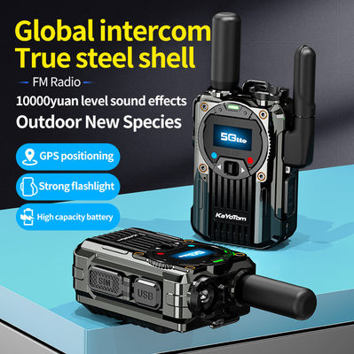 4G POC Zinc Alloy Walkie Talkie with FM Radio Function and Exclusive PTT Support