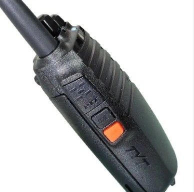 133*59*36mm Tyt Tc-8000 Walkie Talkie 10W 400-520MHz 16CH with Scrambler and Vox