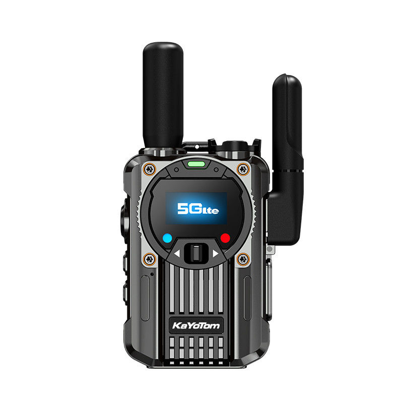 4G POC Zinc Alloy Walkie Talkie with FM Radio Function and Exclusive PTT Support